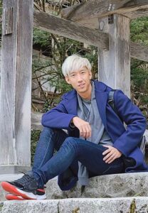 ปอนด์-วาริช-สูทน้ำเงิน