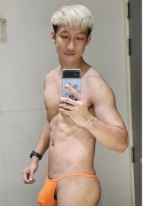 ปอนด์-วาริช-เป้าแน่น