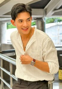 เเอล-วิทยา-ยิ้มๆ