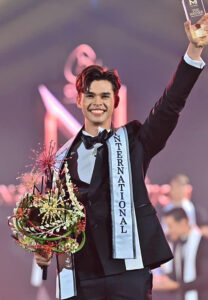 คิม-ธิติสรรค์-camp