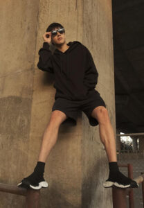 นีโอ-ตรัย-Home