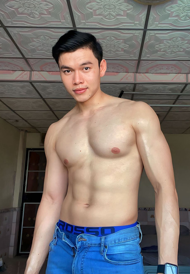 Sarawut Chakhu เปิดวาร์ปหนุ่มหล่อนักกล้าม เซ็กซี่ดูยั่ว ฮอตร้อนระอุ!!