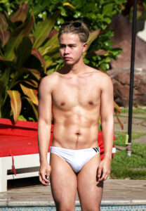 Phubet-Ketprachak-(7)