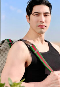 เอิร์ก-เลเดอเรอร์-(1)