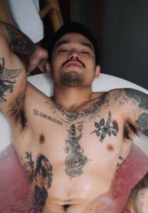 Toy-Keeratikansakul-(3) Toy-Keeratikansakul-(3)