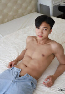 Surachet-Meechai-(1)