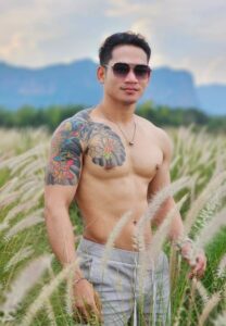 Wit-mrwit-024-Adorable