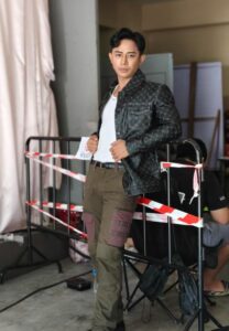 Chinnakorn-Saukaew-030-Elegant