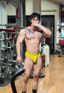 Issariyayos-Issarapaichit-017-Radiant