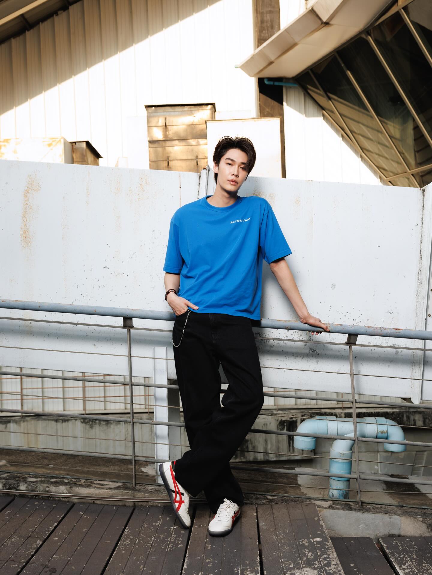ภาพเดี่ยวอีกมุมจาก Instagram @dew_jsu