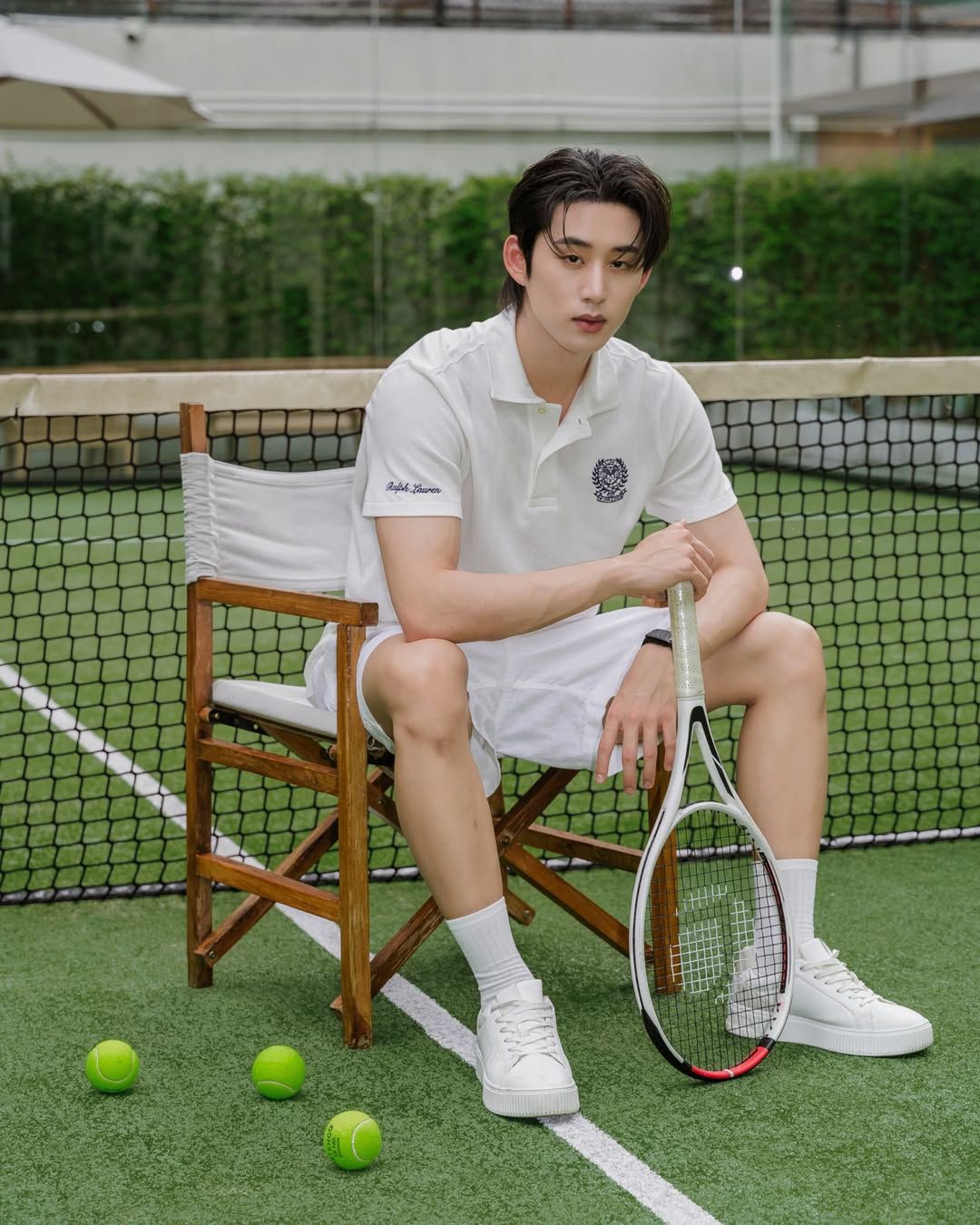 รูปเดี่ยวลุคแฟชั่นจาก Instagram @est_rvp